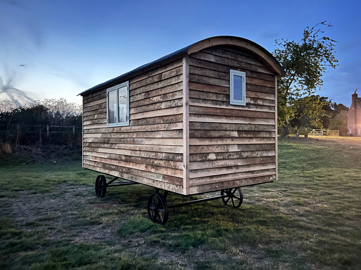 XL Shepherd Hut Chassis (with Turn-plate)